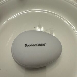 SpoiledChild White Oval Pocket Scalp Brush